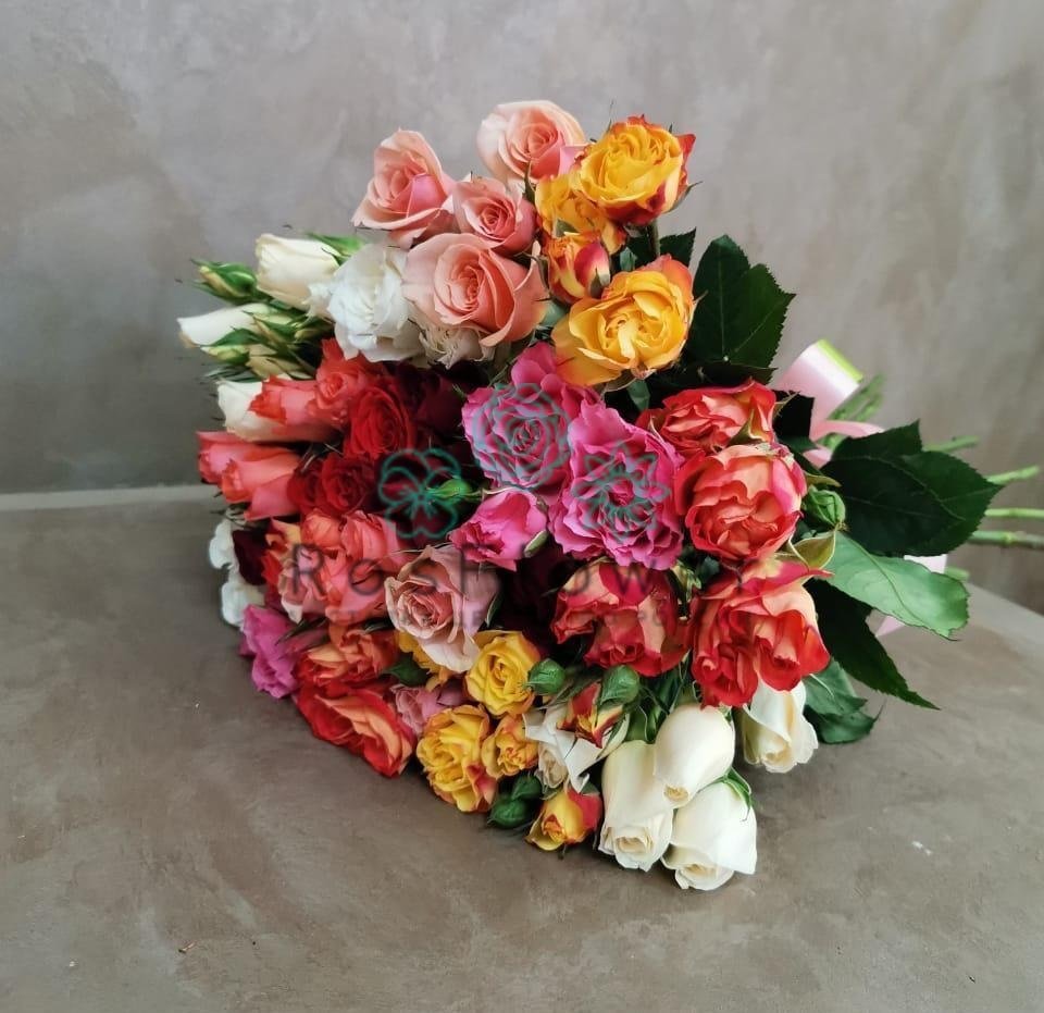 Букет цветов из: Розы в Темпы