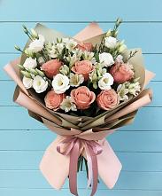 Букет цветов из:  Розы, Альстромерии и Лизиантусы в Темпы
