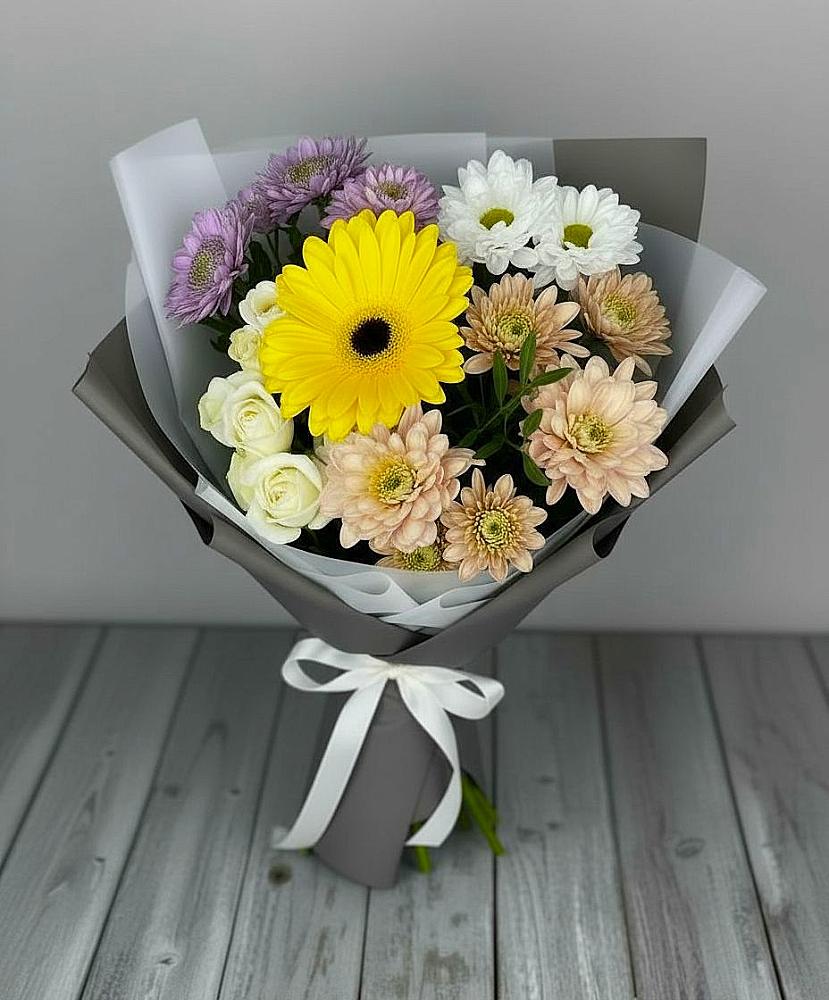 Букет цветов из: Розы, Герберы и Хризантемы в Темпы