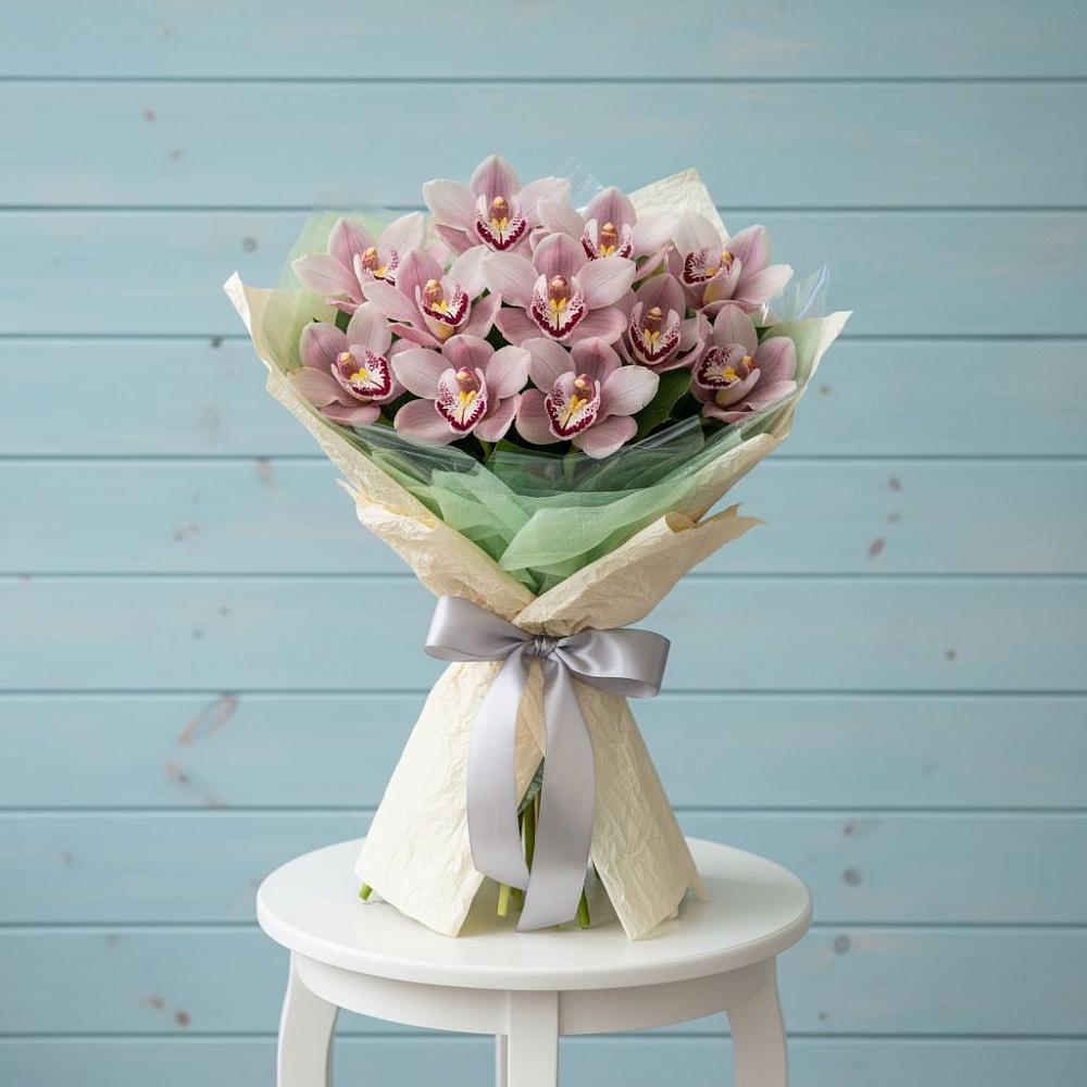 Букет цветов из: Орхидеи и Розы в Темпы