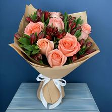 Букет цветов из:  Розы и Альстромерии в Темпы