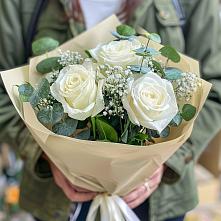 Букет цветов из:  Розы в Темпы