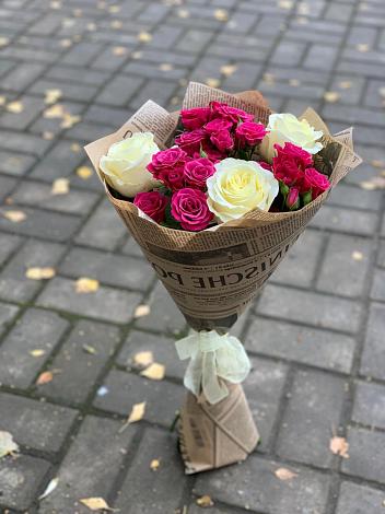 Букет цветов из: Розы в Темпы