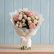 Букет цветов из:  Розы в Темпы