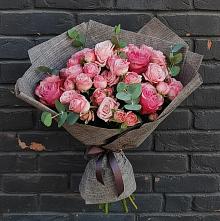 Букет цветов из:  Розы в Темпы